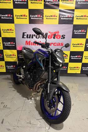 YAMAHA MT-03 ABS YAMAHA MT-03 ABS